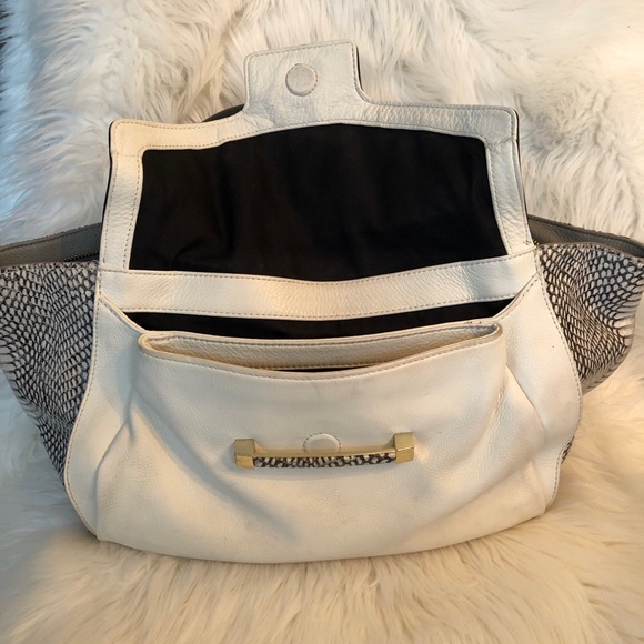 Vince Camuto leather purse, GUC - Picture 5 of 15